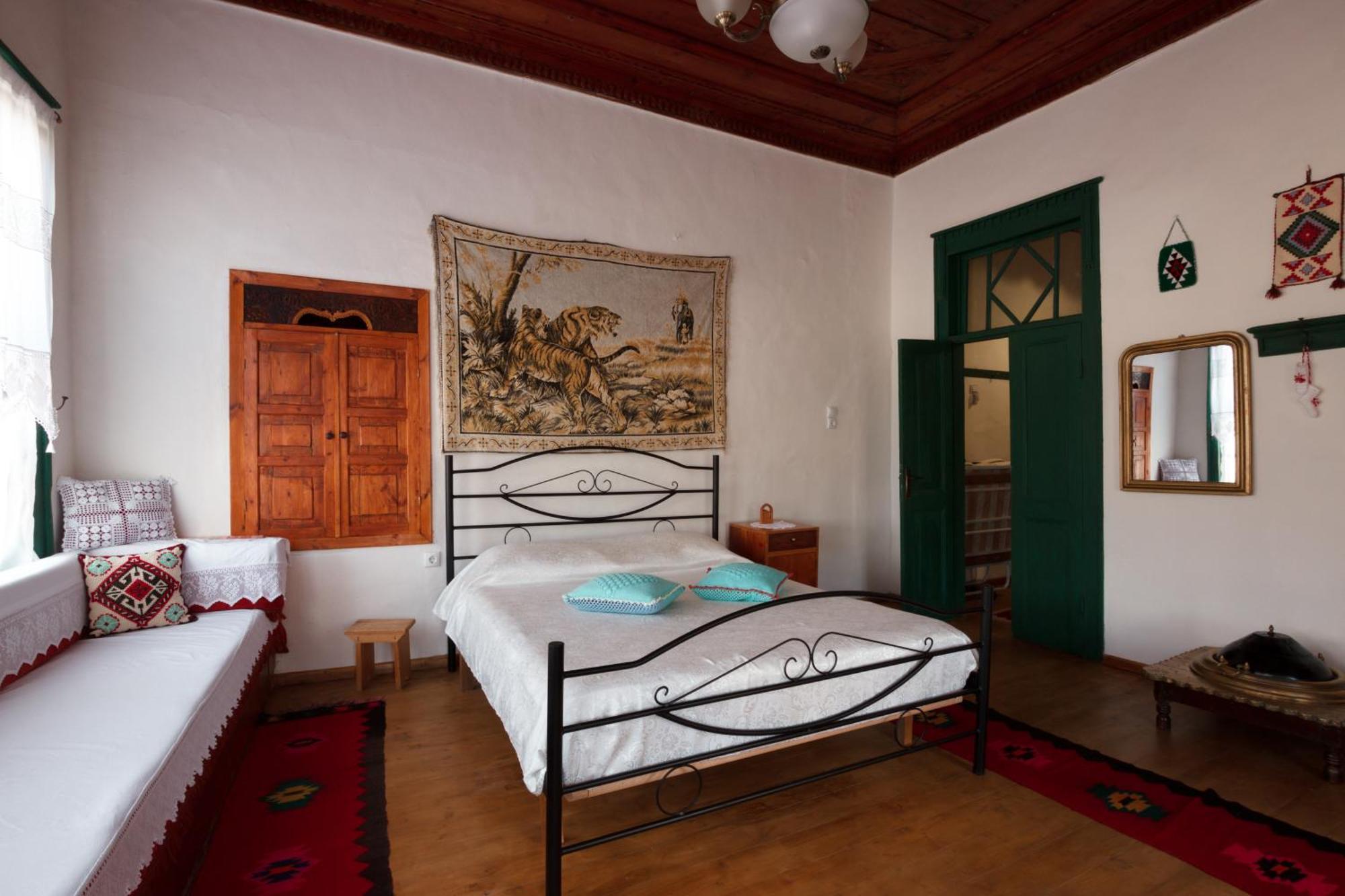 Guesthouse 1805 จีโรคาสเตอร์ ภายนอก รูปภาพ