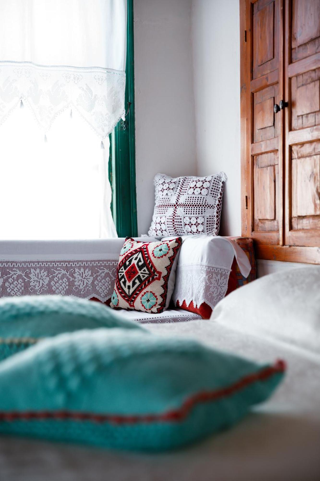 Guesthouse 1805 จีโรคาสเตอร์ ภายนอก รูปภาพ
