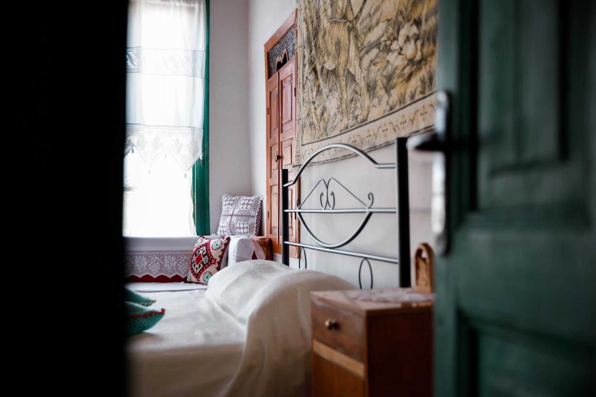 Guesthouse 1805 จีโรคาสเตอร์ ภายนอก รูปภาพ